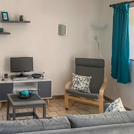 Holiday home Nice In Sur Layon With Wifi, 2 Bedrooms And Heated Swimming Pool